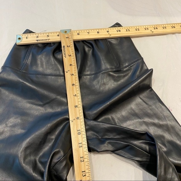 Wilfred Free Faux Leather Daria High Waisted Leggings Black size XS - Picture 7 of 12